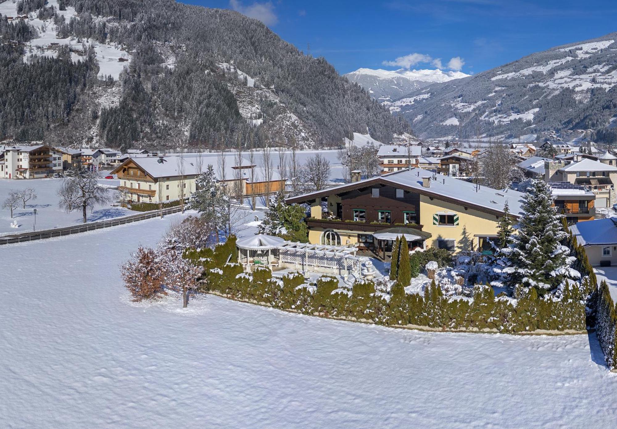 Boutiquehotel Saeumler Цел ам Цилер Екстериор снимка